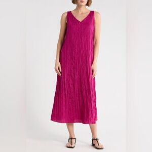 NWT Eileen Fisher Crushed Silk V-
Neck Dress